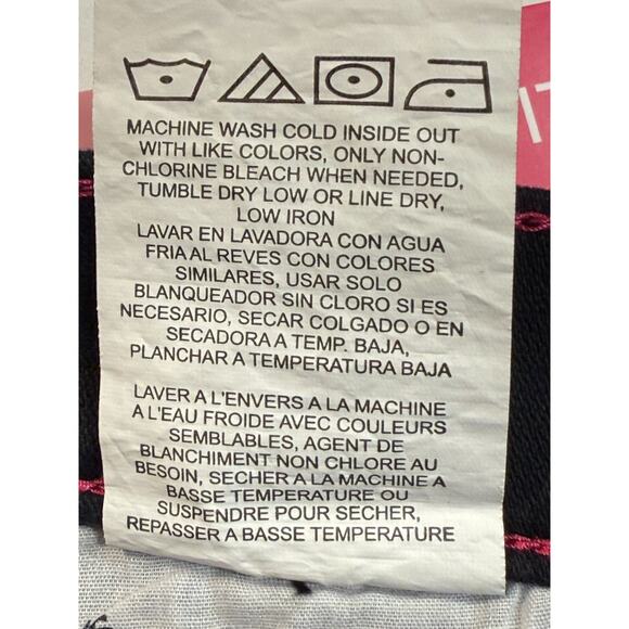 Lee Classic Fit Women's SIze 16 Black Jeans 37 x 30.5 Rhinestones NWT - Picture 6 of 9